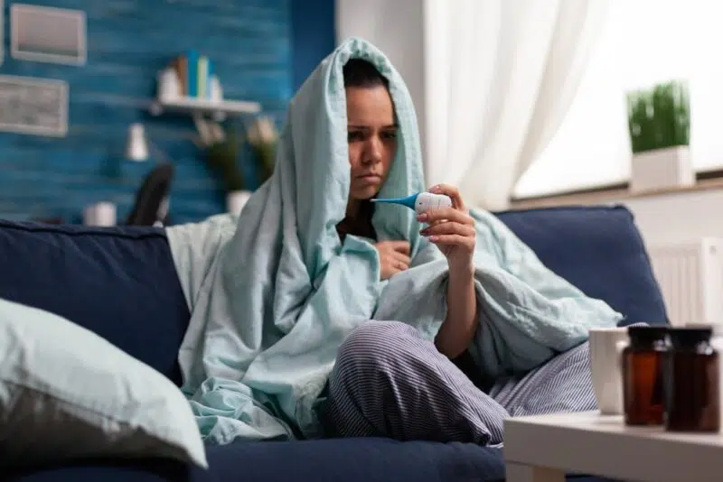 Influenza tünetei – hogyan ismerd fel és mit tehetsz ellene?