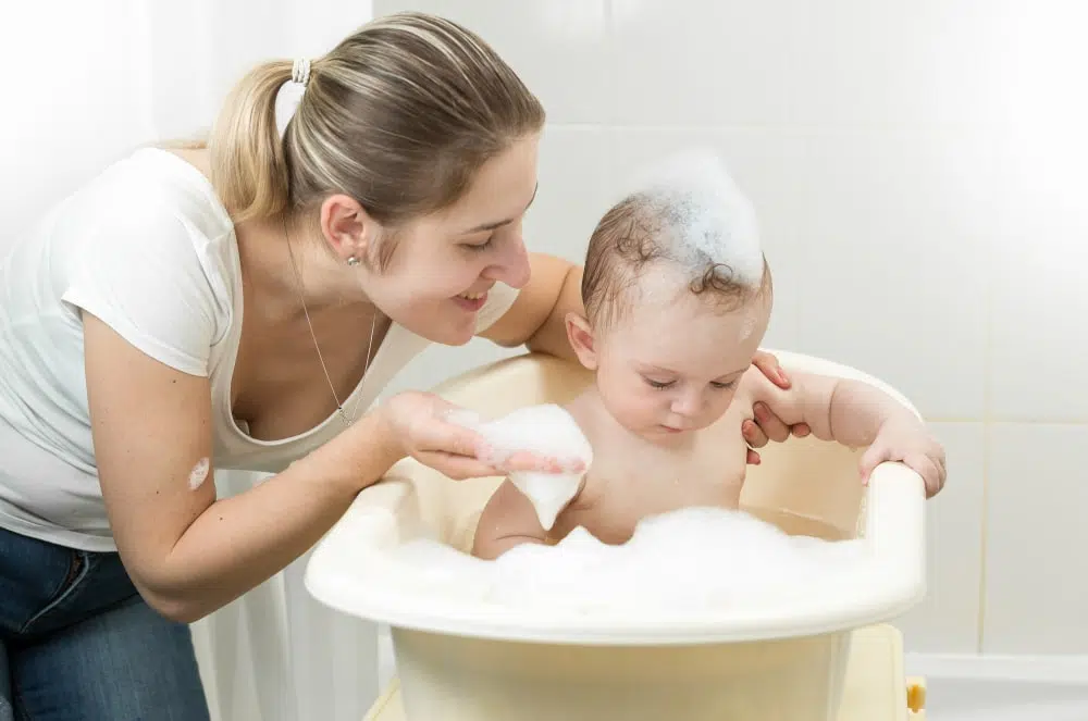 Babaápolás: Gyengéd gondoskodás a kezdetektől